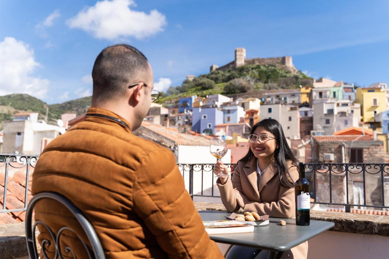 Locanda Di Corte 博萨 外观 照片